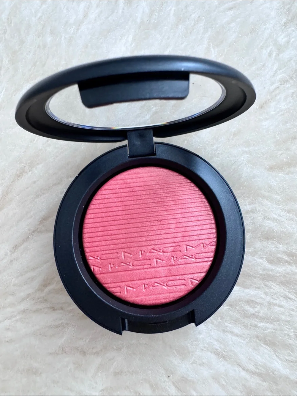Mac Cosmetics Extra Dimension Blush Cheeky Bits